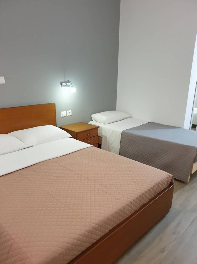 Llazari 3*