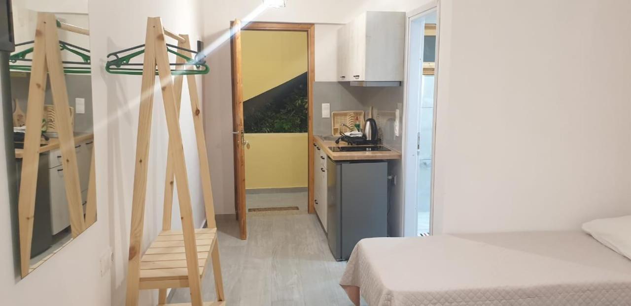 Llazari Aparthotel 3*