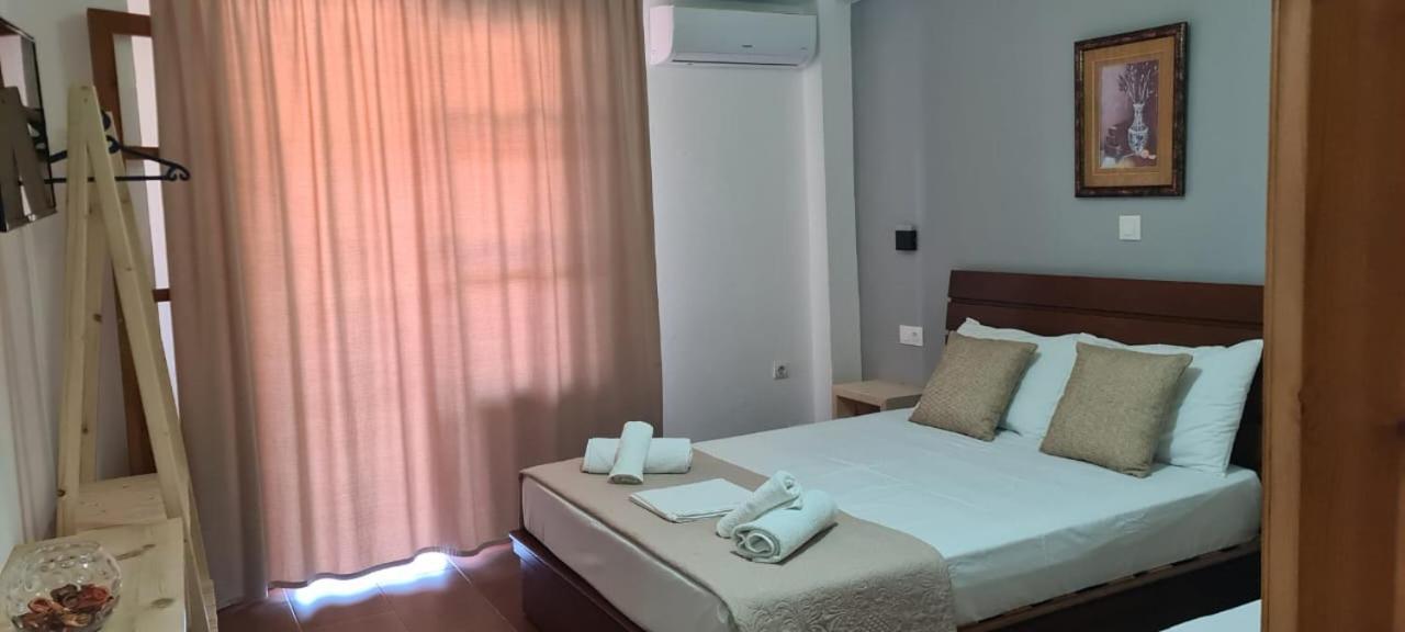 Llazari Aparthotel
